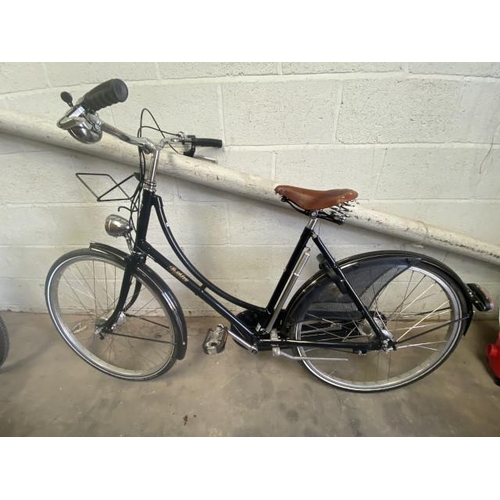 13 - Pashley ladies bicycle (serviced)