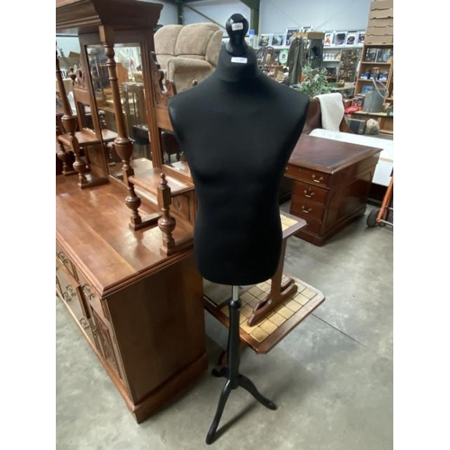 160 - Tailors mannequin 172H