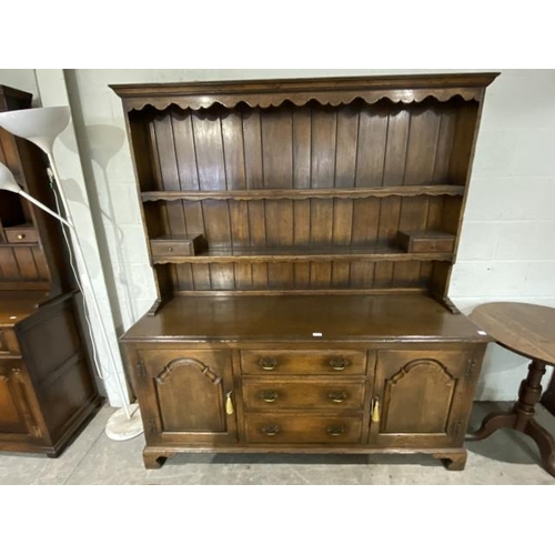 224 - 18th century style oak dresser 185H 168W 51D