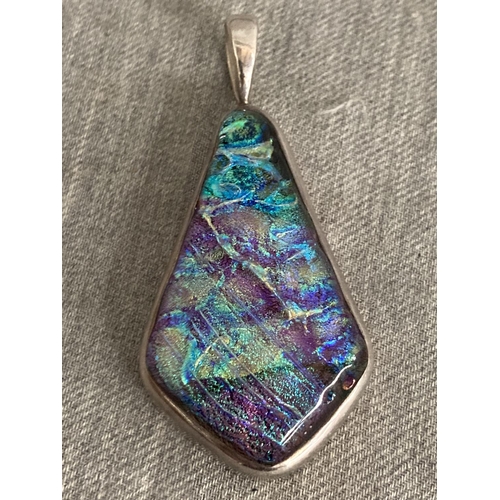 349 - Foiled art glass & silver pendant 6x3cm