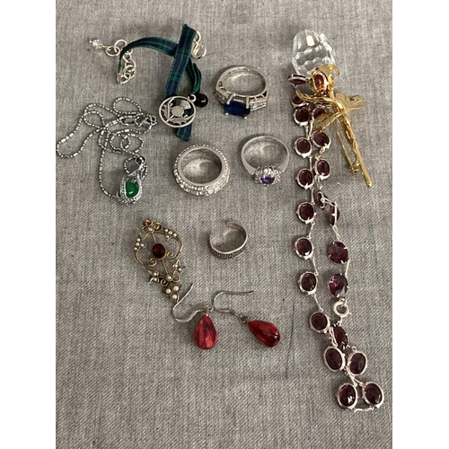 357 - Assorted costume jewellery including Swarovski rose brooch