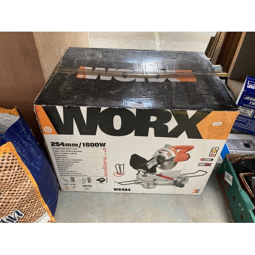 483 - Worx Power Tools - WX484 1600W compound mitre saw (new)