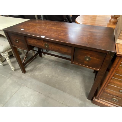 83 - Laura Ashley 'Balmoral' chestnut desk 78H 120W 57D