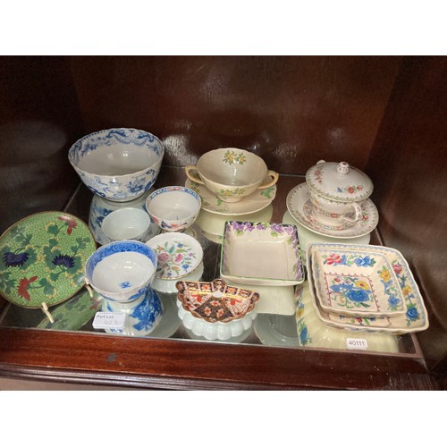 423 - 37 piece Foley china rose patterned tea set, 3 Chinese tea bowls, cloisonne dish, Royal Crown Derby ... 