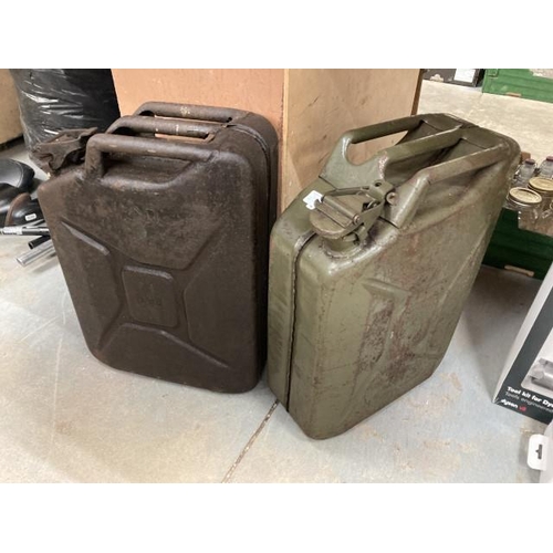 452 - 2x 20L Jerry cans