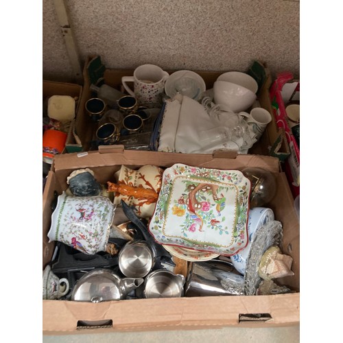 462 - 11 assorted boxes of collectables including Royal Worcester Evesham cannister and casserole, novelty... 