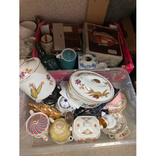 462 - 11 assorted boxes of collectables including Royal Worcester Evesham cannister and casserole, novelty... 