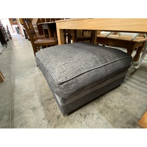 195 - SCS footstool 42H 85W 85D