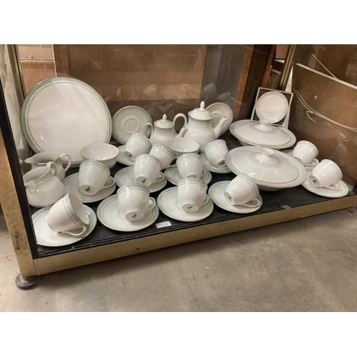 366 - 34 piece Royal Doulton 'Berkshire' tea service including pair of lidded tureens, cake plate etc.