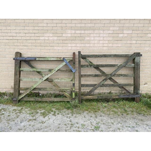 223 - Pair of wooden garden gates 125H 150W 7D