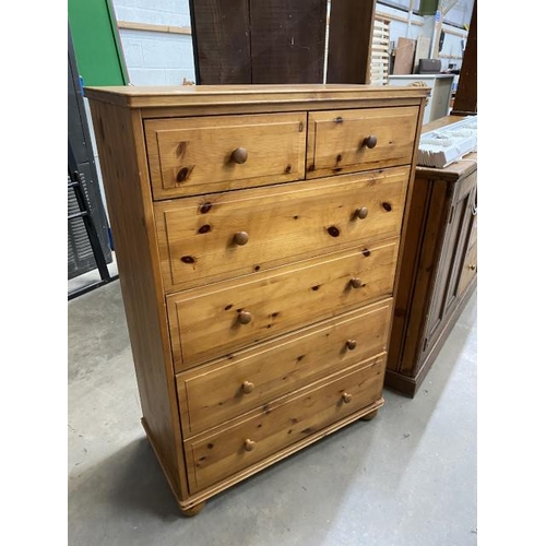 27 - Pine 2 over 4 chest of drawers 116H 80W 40D