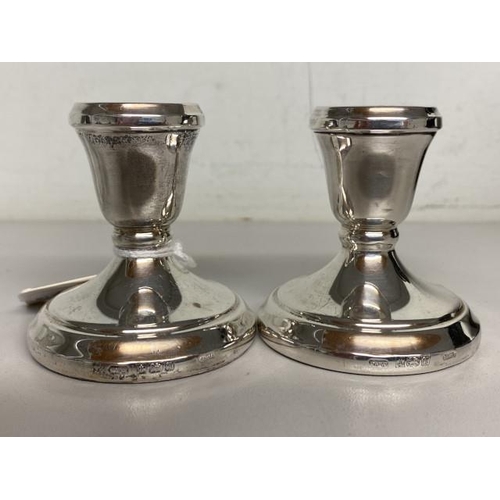 302 - Pair of silver candlesticks Laurence R Watson & Co, Birmingham 1994, 6cm tall