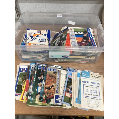 399 - Box of football & cricket programmes