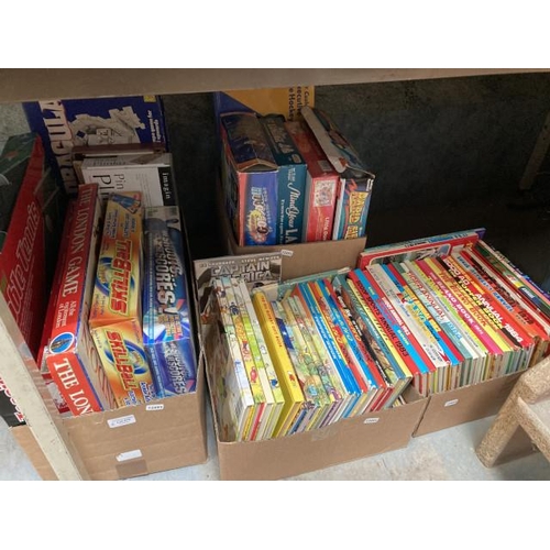 476 - 2 boxes of annuals inc. Beano, Topper, Rupert, 2000AD, Tiger etc. & 2 boxes of board games (Games un... 