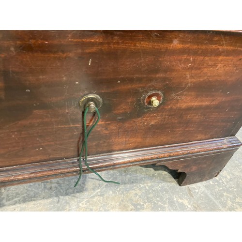 134 - Georgian mahogany chest on chest (4 handles missing) 187H 118W 57D