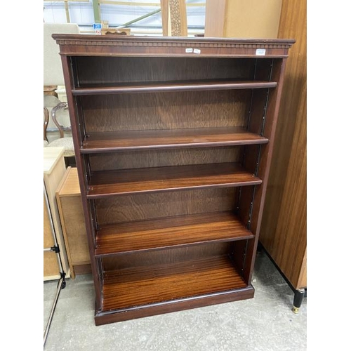 179 - Mahogany bookcase 138H 90W 30D