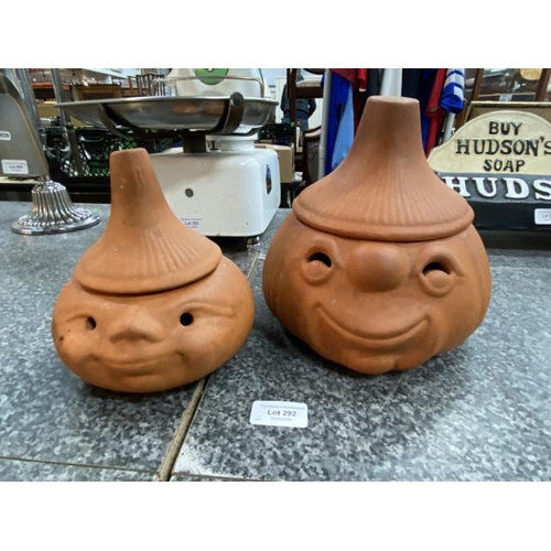 292 - 2 graduated terracotta spooky pumpkins