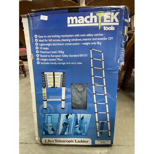 73 - Mach Tek Tools 2.9m telescopic ladder