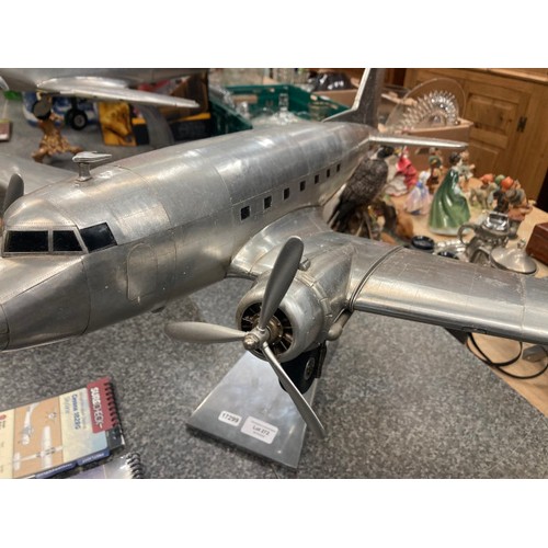 272 - Dakota DC3 Aircraft -  This model weighs nearly 3Kg. Made from corrugated and flat metal sections, c... 