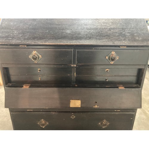 192 - Georgian oak bureau/Secretaire 105H 91W 49D