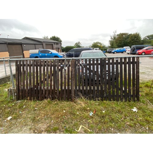 226 - 2 wooden garden gates 120H 173W (each gate)