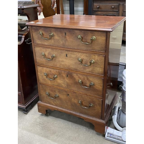 146 - Victorian walnut 4 drawer chest 84H 62W 44D