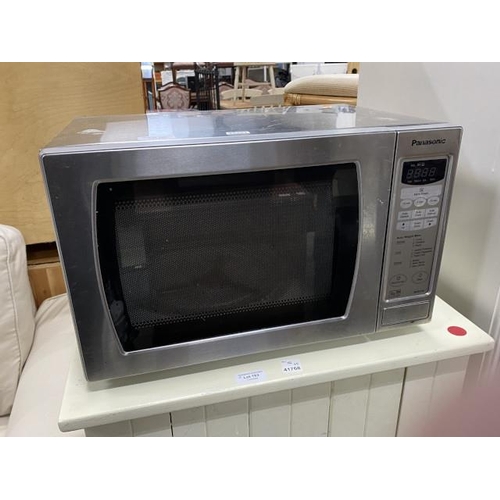 162 - Panasonic NN-E273 microwave