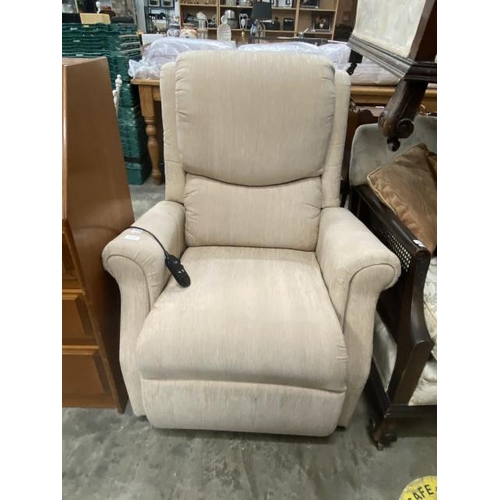 195 - Restwell cream upholstered rise and recline electric armchair 100H 80W