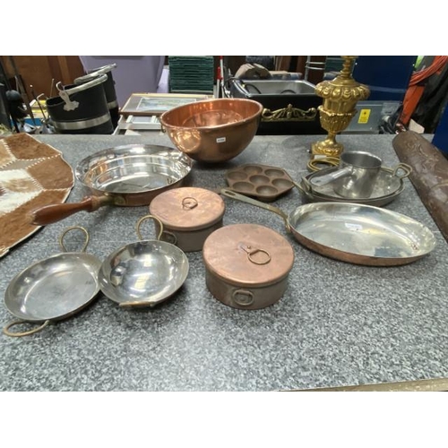 264 - Collection of copper pans, cast iron Jotul Norwegian muffin pan, copper mixing bowl etc.