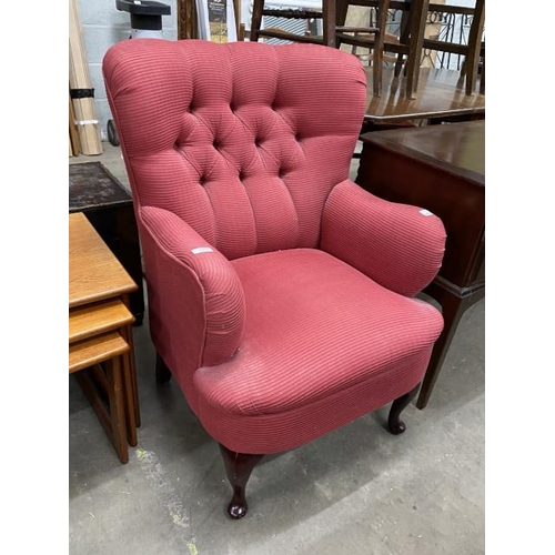 38 - Upholstered button back bedroom chair 91H 70W 75D