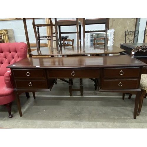 39 - Stag Minstrel mahogany dressing table 70H 153W 46D