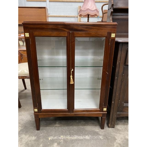 59 - Mahogany display cabinet with reeded columns and gilt mounts 97H 67W 33D