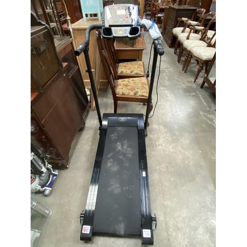 77 - Speedy Sports treadmill