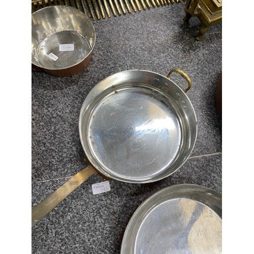 283 - 5 antique copper pans