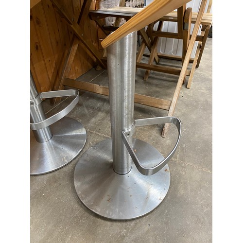 184 - 4 beech and chrome swivel bar stools 94H 38W