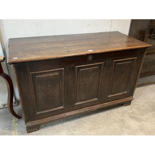 104 - 18th century 2 panelled oak coffer with plank top, circa 1720 77H 125W 56D