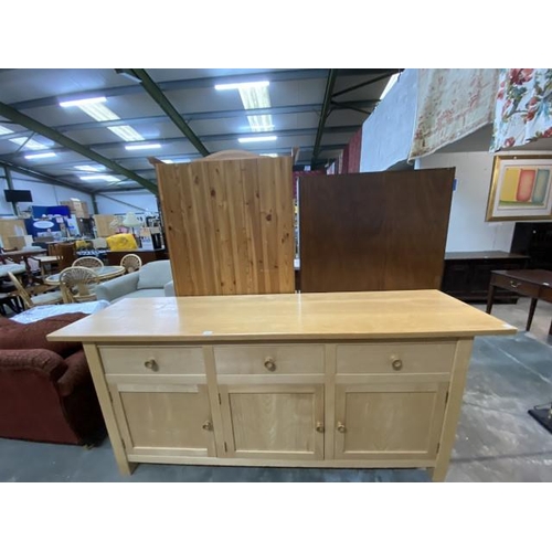 124 - Good quality beech 3 door/3 drawer sideboard 91H 213W 55D