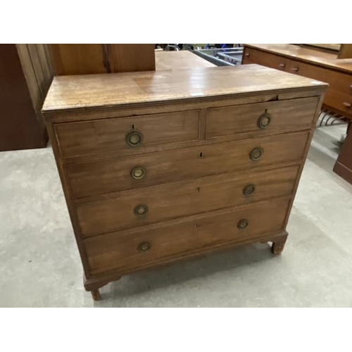 138 - George lll mahogany chest of drawers 84H 92W 47D