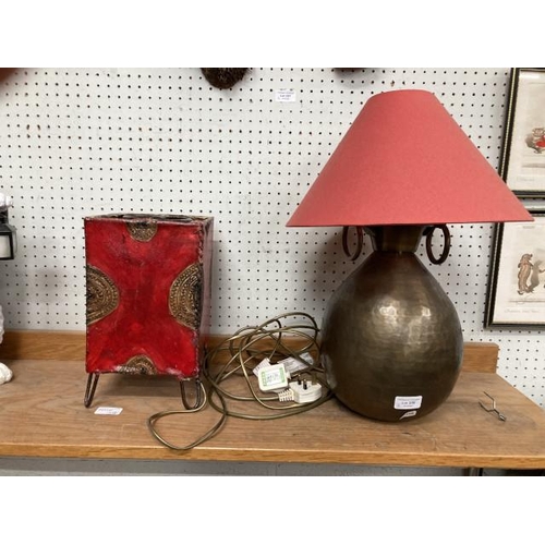 358 - 2 table lamps