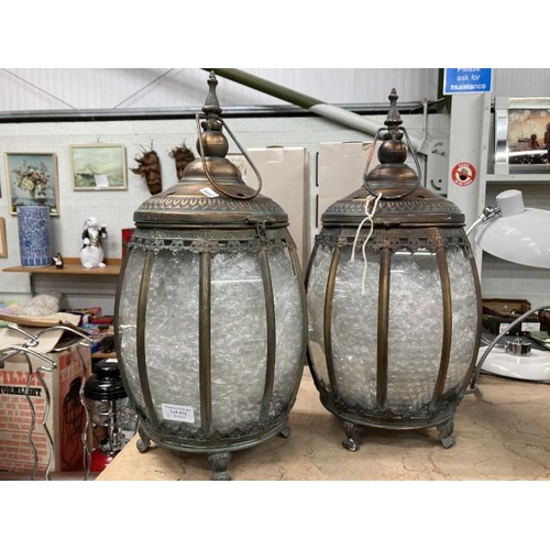 412 - Pair of metal candle lanterns, NEW 47H