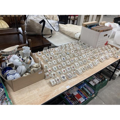 460 - 107 miniature crested ware cheese dishes (1 base missing, slight damage to some) including Arcadian,... 