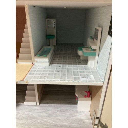 Selling with Thompsons Auctioneers