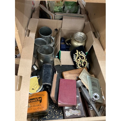 409 - Interesting lot of collectables inc. Reynolds & Branson Ltd, Leeds compass, coffee bean spoons, bras... 