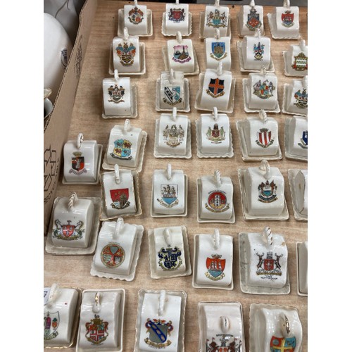 460 - 107 miniature crested ware cheese dishes (1 base missing, slight damage to some) including Arcadian,... 