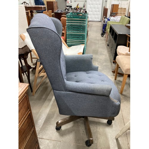 108 - Grey linen effect button back Chesterfield swivel office chair 118H 73W 60D