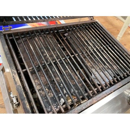 121 - NEXGRILL 820-0007G table top gas BBQ