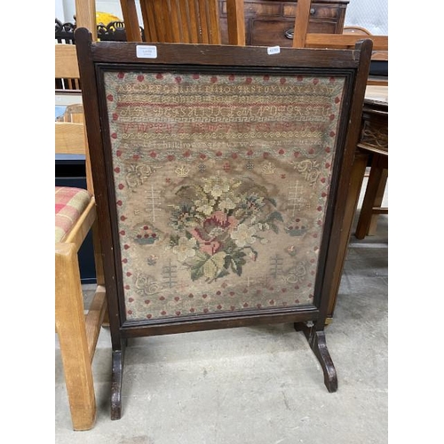 86 - Oak framed fire screen containing a Victorian sampler - 'Elizabeth Anne Reid, Brampton, November 187... 