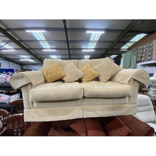 109 - Cream Gainsborough settee 190W 100D