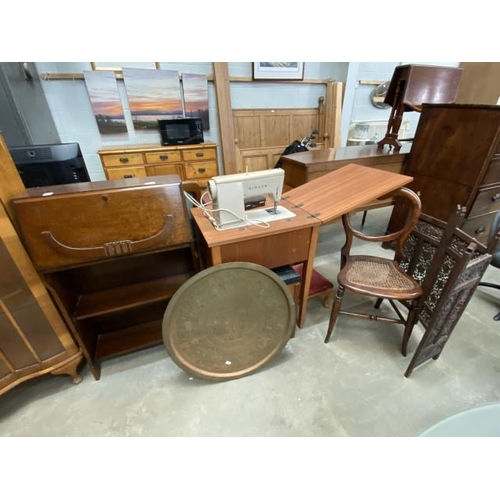 32 - Oak Larkin bureau 94H 58W 23D, vintage Singer sewing machine with foot pedal and sewing table 75H 56... 