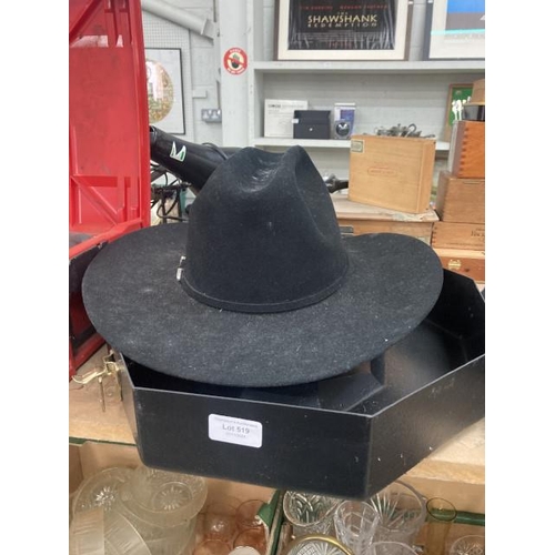 519 - M.L.Leddy’s ‘Leddy Cash’ rodeo hat (size  60 or 7 1/2) and a Cavender’s Boot City hat case